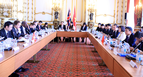 ຫວຽດນາມ ແລະ ລາຊະອານາຈັກອັງກິດ ຊຸກຍູ້ການພົວພັນຮ່ວມມື